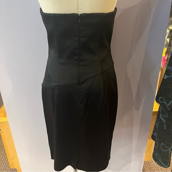 Formal luxury dress, black A line(bodycon) strapless fancy dress. - Picture 4 of 12